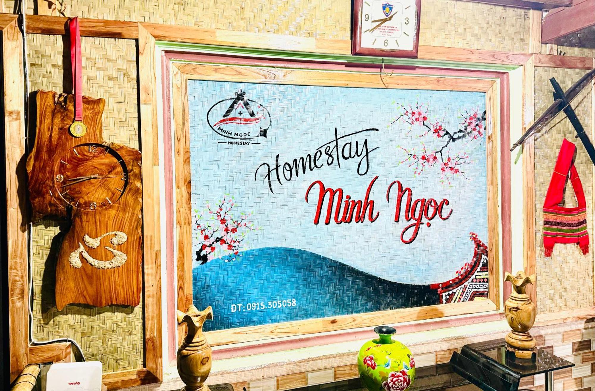 Minh Ngoc Homestay Dien Bien Phu Ban Hin Lom エクステリア 写真